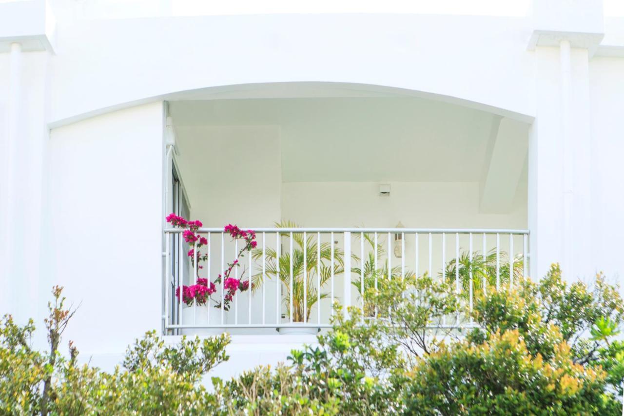 Villa Mihama Beach House Chatan Exterior foto